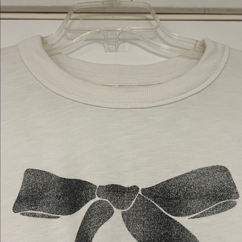 Aerie Cozy Oversized Boyfriend Graphic T-shirt Soft Muslin Cream Charcoal Bow XS - Picture 10 of 11